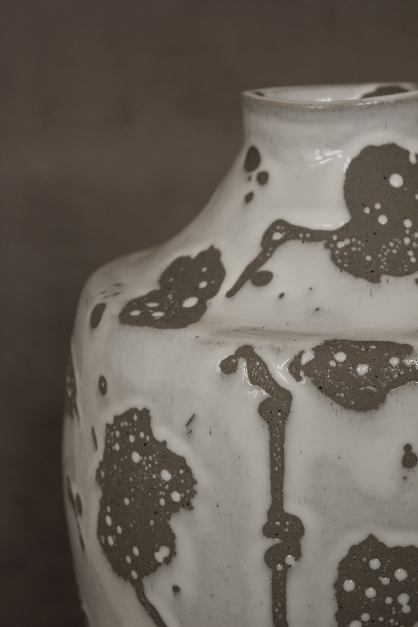 Chuva Ceramic Bud Vase | Raw Flower Vase White Glaze