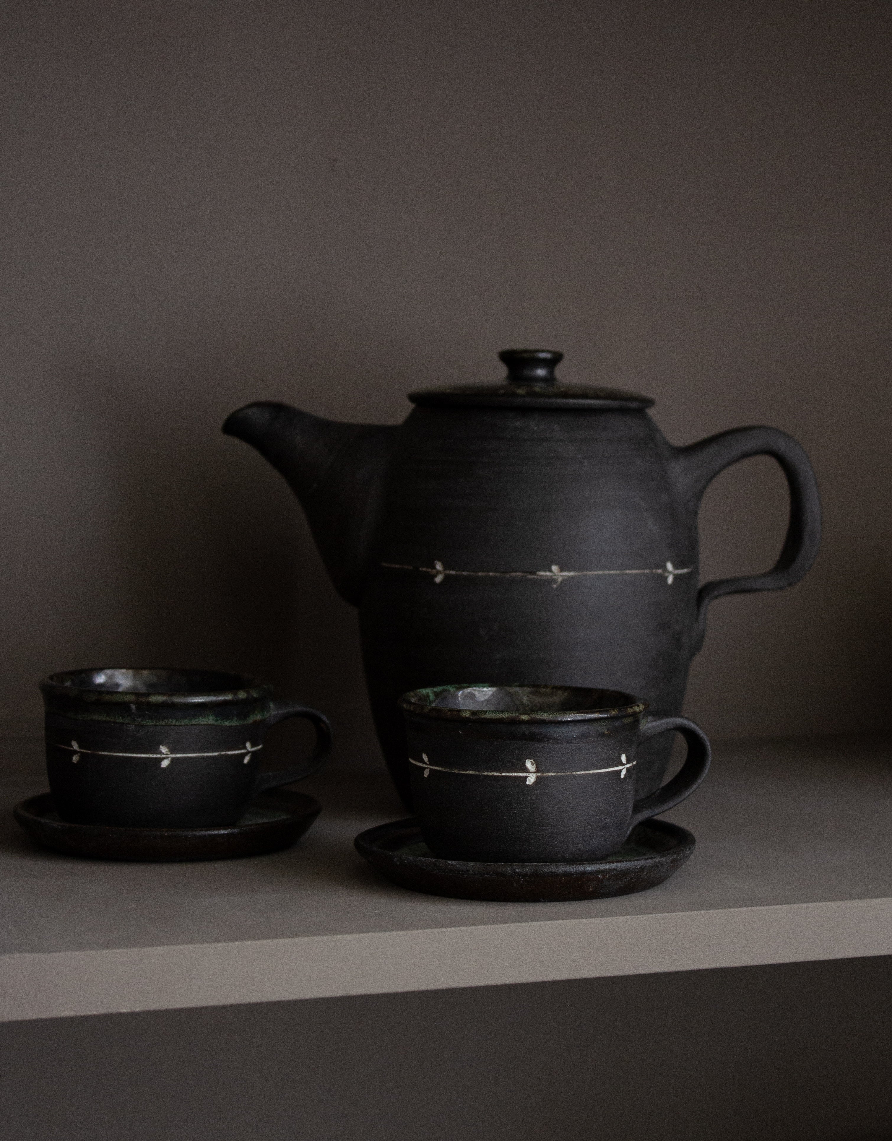 Black Clay Ceramic Tea Set | Teapot and Cups