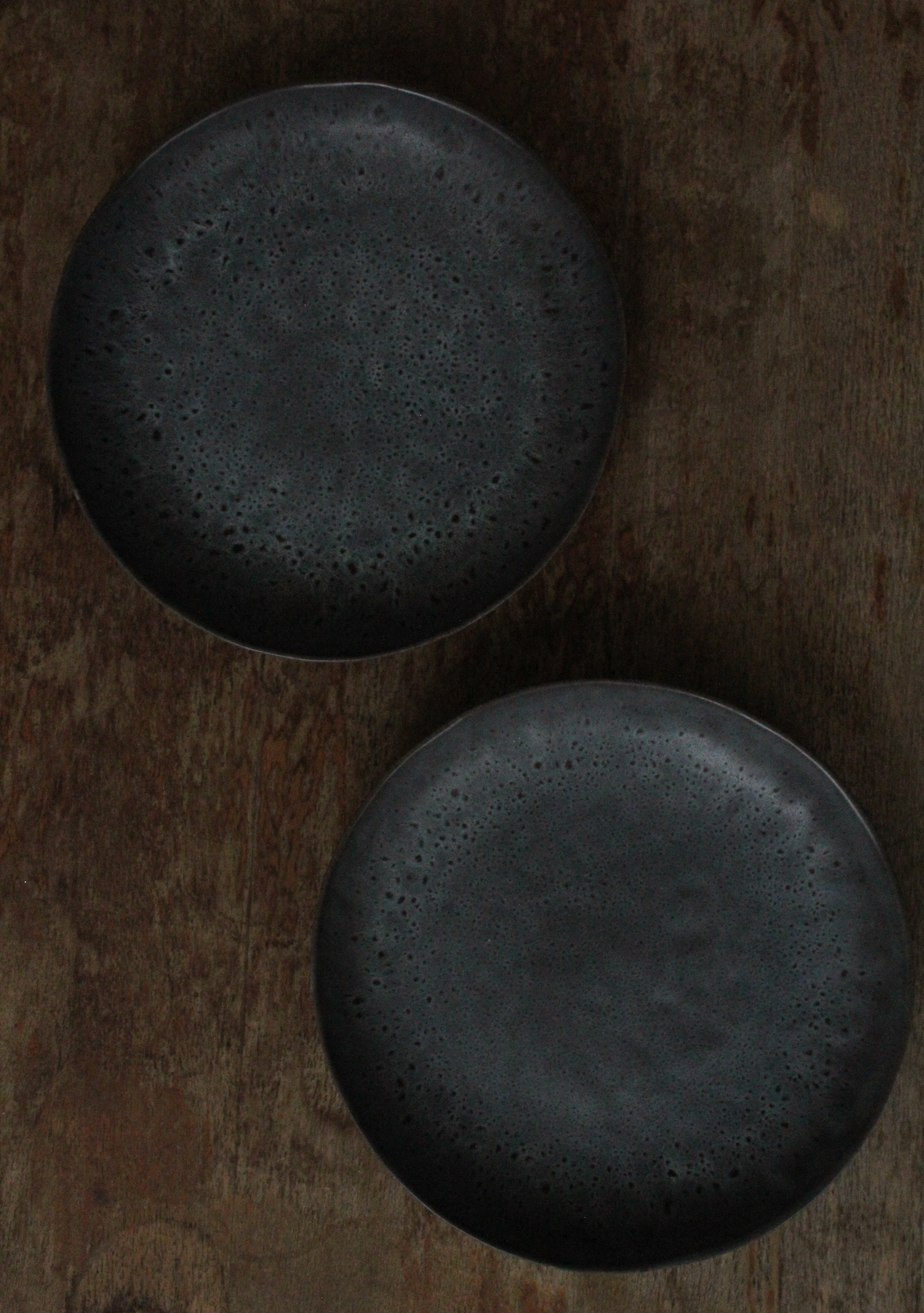 Organic Textured Round Plate | Ceramic Dinner Flat Plate
