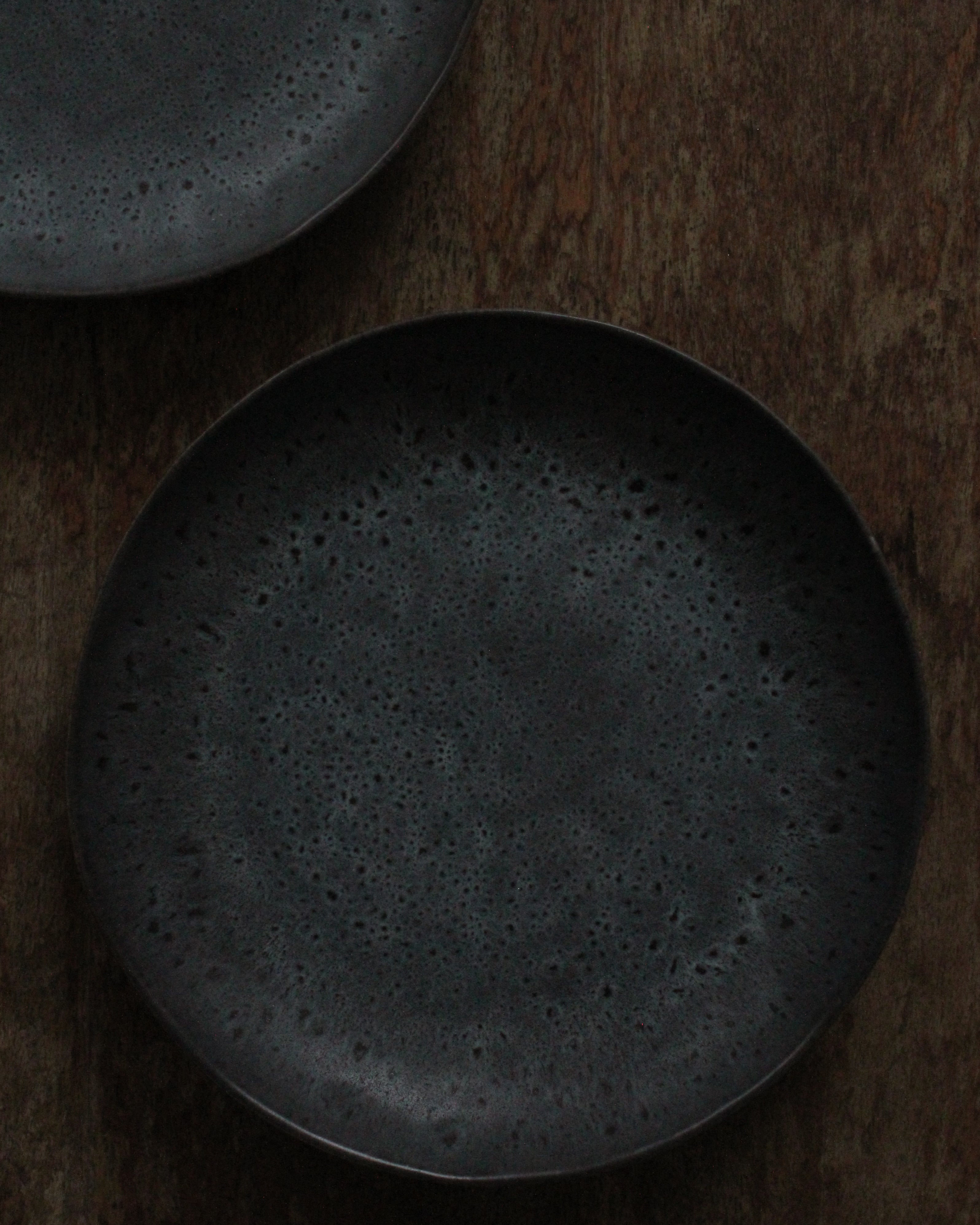 Organic Textured Round Plate | Ceramic Dinner Flat Plate